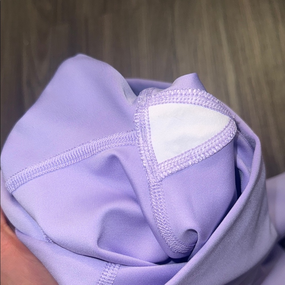 ALO Yoga High Rise Airbursh Leggings - Picture 4 of 5